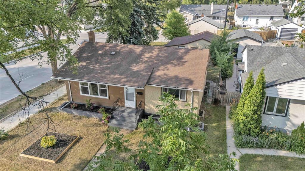 Photo de la propriété: 465 St Anthony Avenue MB R2V 0S2