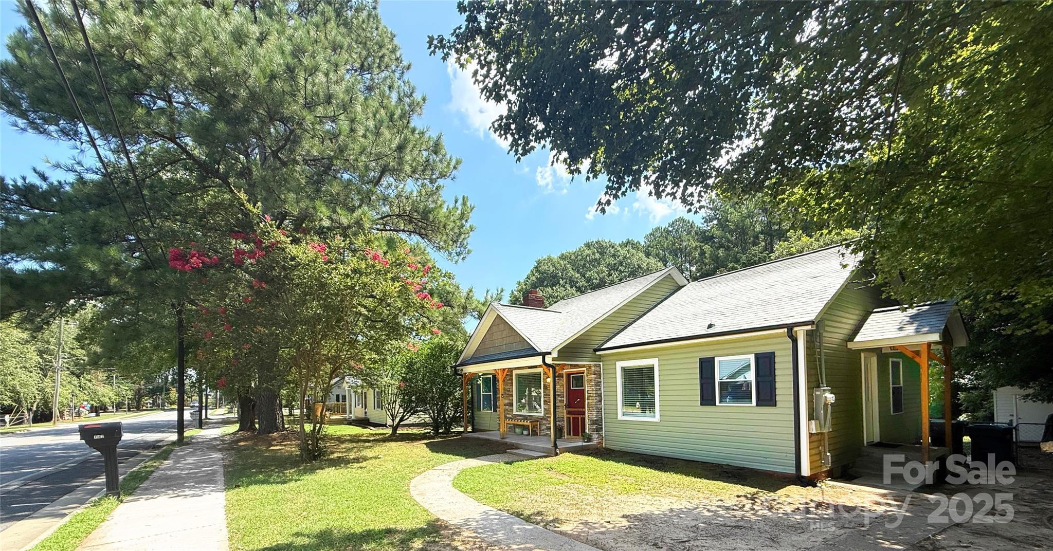 1062 5th Street NE  Hickory NC 28601 photo
