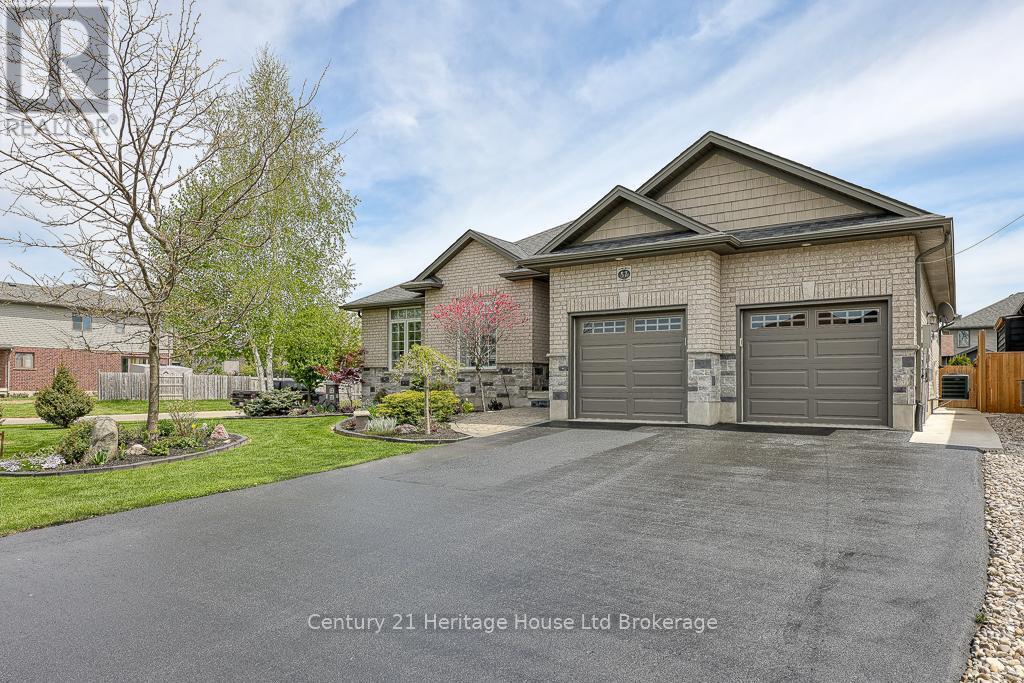 Property Photo: 57 Fuller Drive ON N5C 4H4