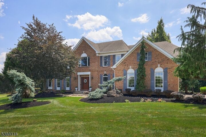 Property Photo:  10 Christie Way  NJ 08853 