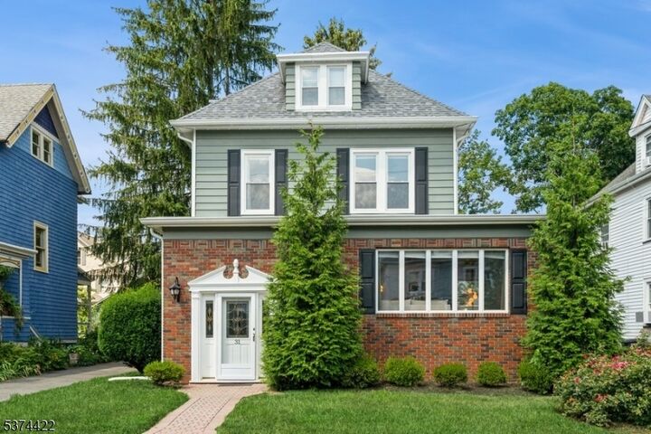 Property Photo:  31 Benson St  NJ 07003 