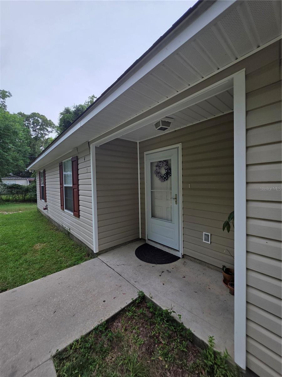 Property Photo:  4251 Linda Street  FL 32571 