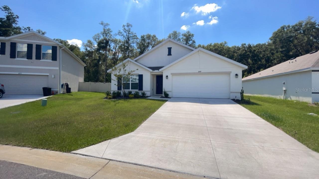 Property Photo: 6569 SE 1st Loop FL 34472