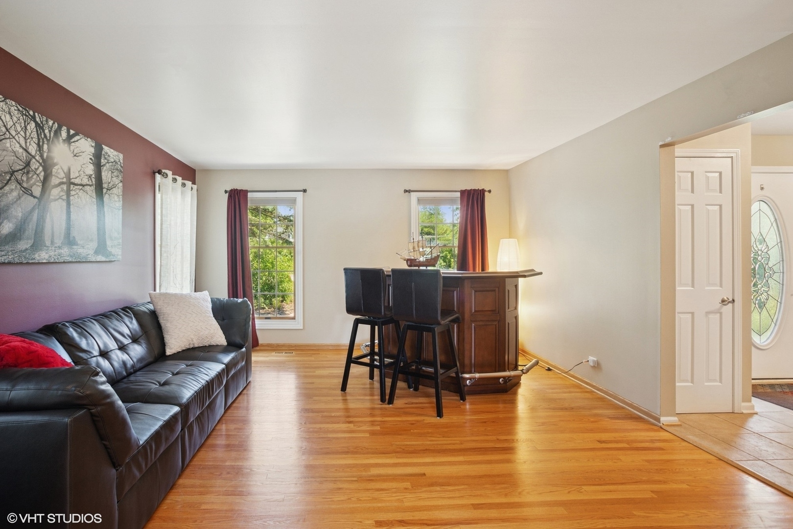 Property Photo:  523 N Ela Road  IL 60010 