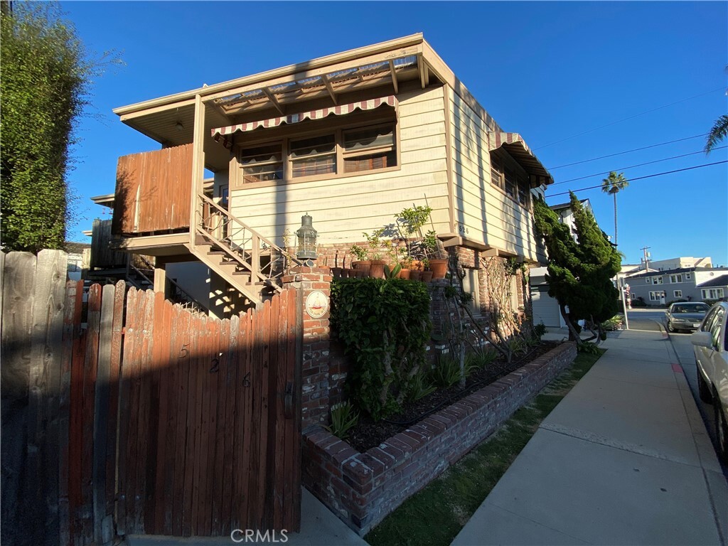 Property Photo: 526 Park Avenue D CA 92662
