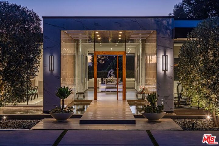 2002 Loma Vista Drive  Beverly Hills CA 90210 photo