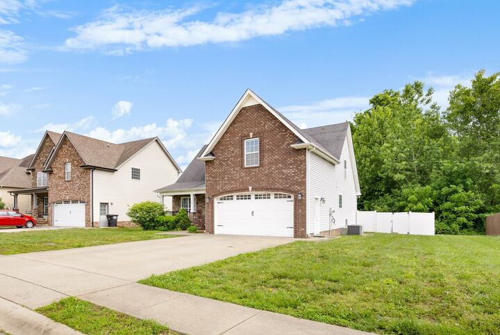 Property Photo:  1444 Brew Moss Dr  TN 37043 