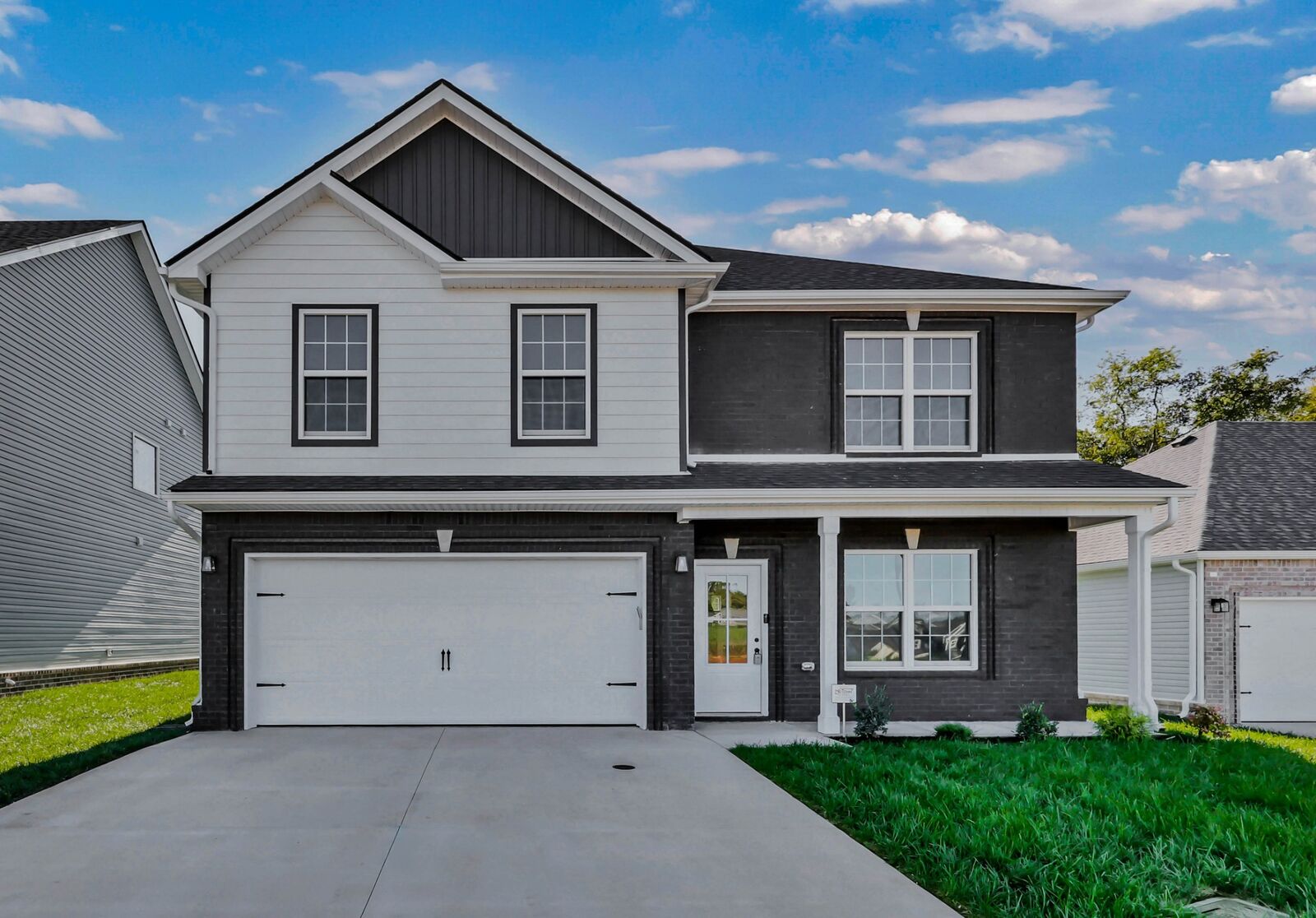 Property Photo: 926 Vendue Ave TN 37042