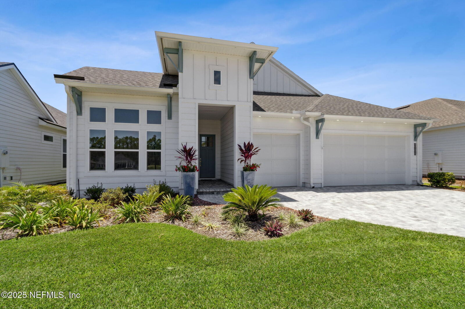 Property Photo: 95436 Golden Glow Drive FL 32034