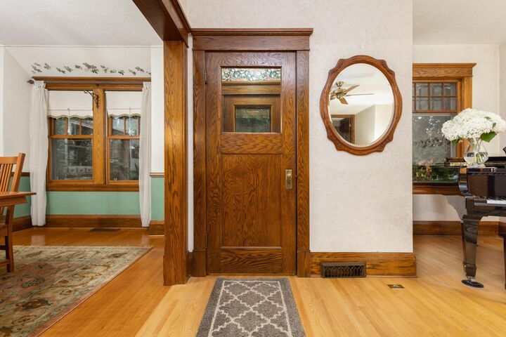 Property Photo:  418 W Vernon Avenue  MN 56537 