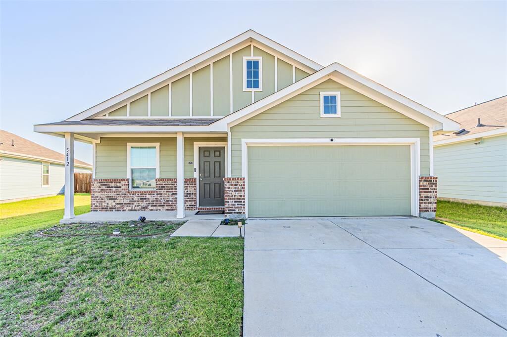 Property Photo:  5412 Finbrooke Drive  TX 75407 