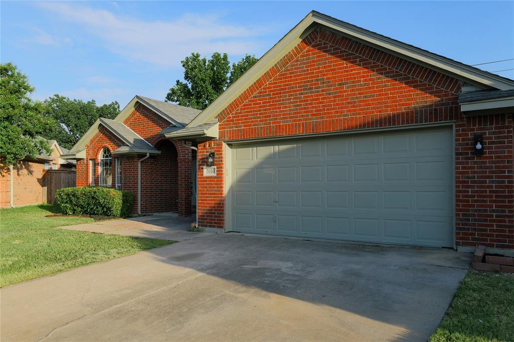 Property Photo:  3616 Sutter Court  TX 76137 