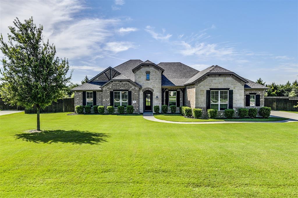 Property Photo: 7820 Marks Drive TX 75167