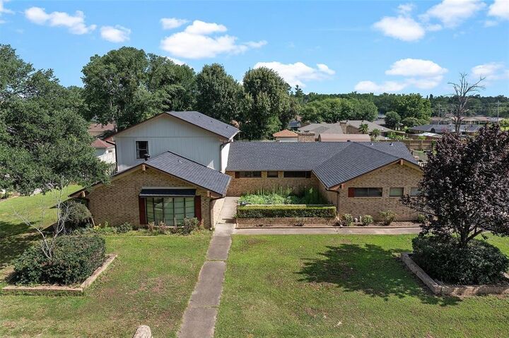 Property Photo:  1404 Brailwood Trail  TX 75654 