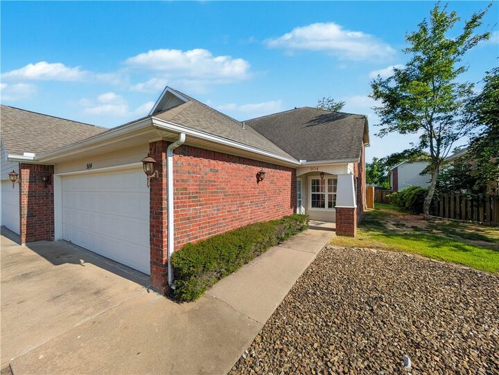 904 Dixson Street  Rogers AR 72758 photo