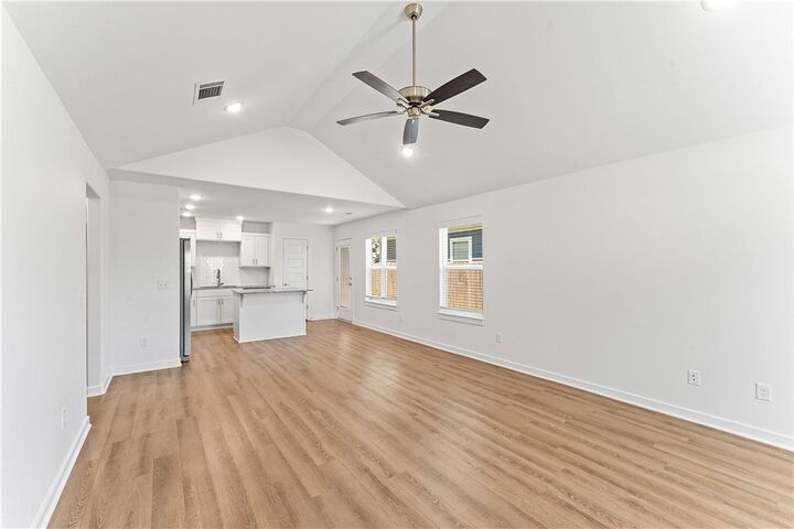 Property Photo:  5895 Holdcroft Drive  AR 72704