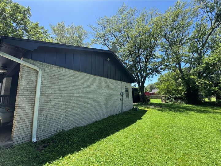 Property Photo: 110 N Gunter Street AR 72761