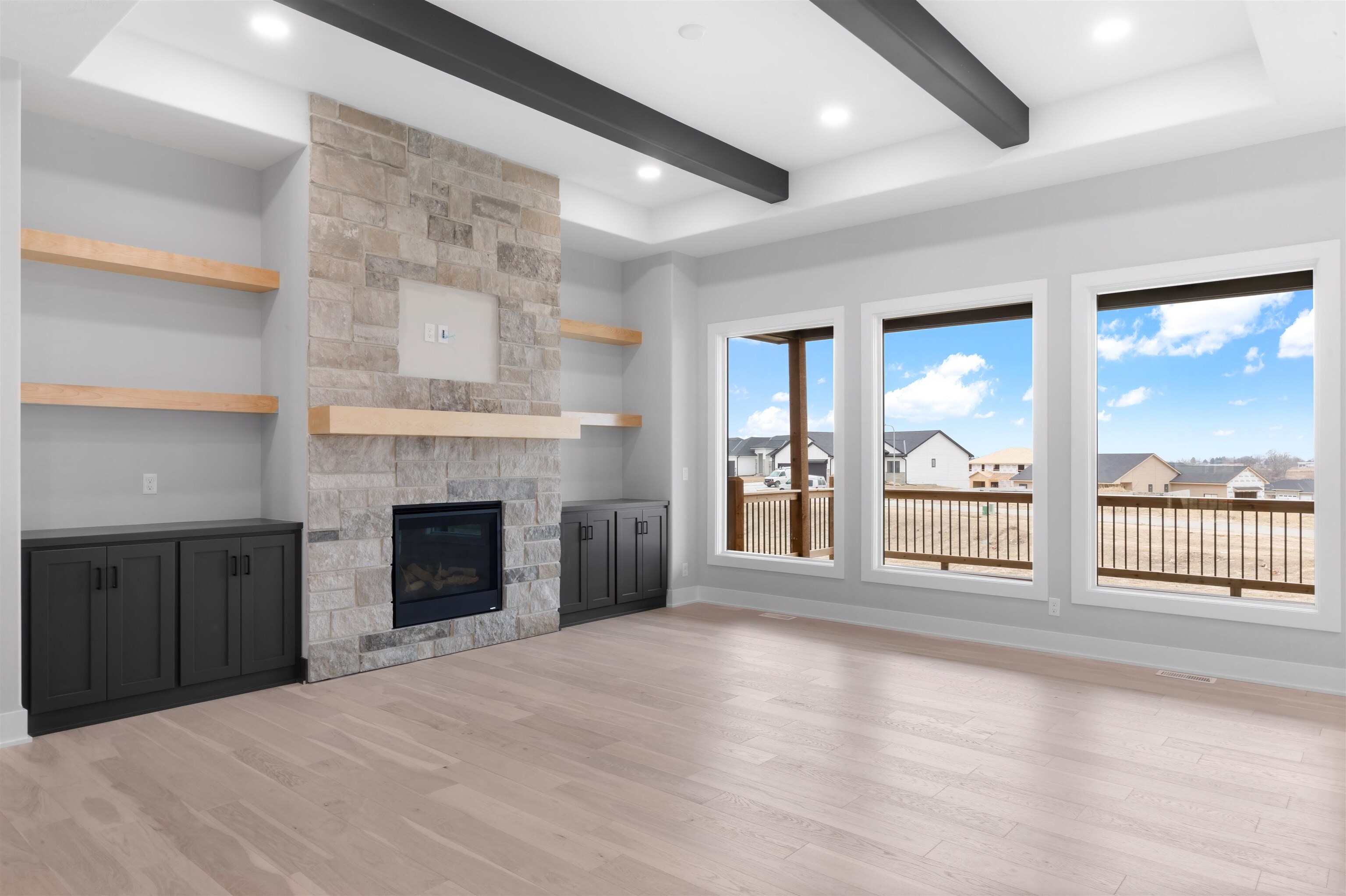 Property Photo: 5502 N 212th Street NE 68022