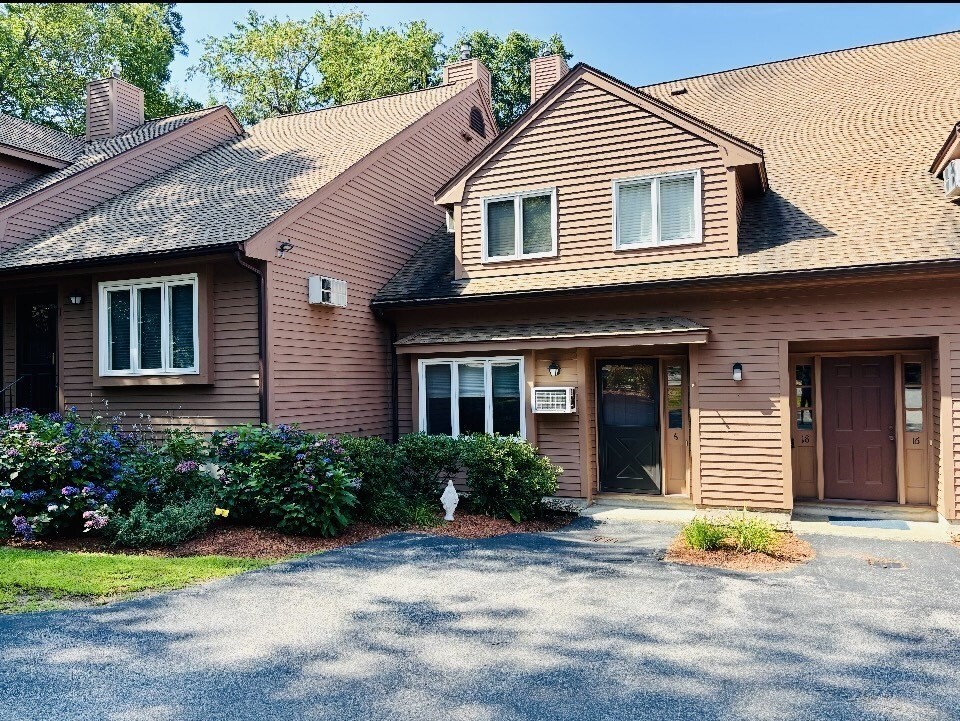 Property Photo:  6 Casablanca Ct 6  MA 01832 