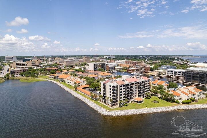 Property Photo: 203 Port Royal Way 203 FL 32502