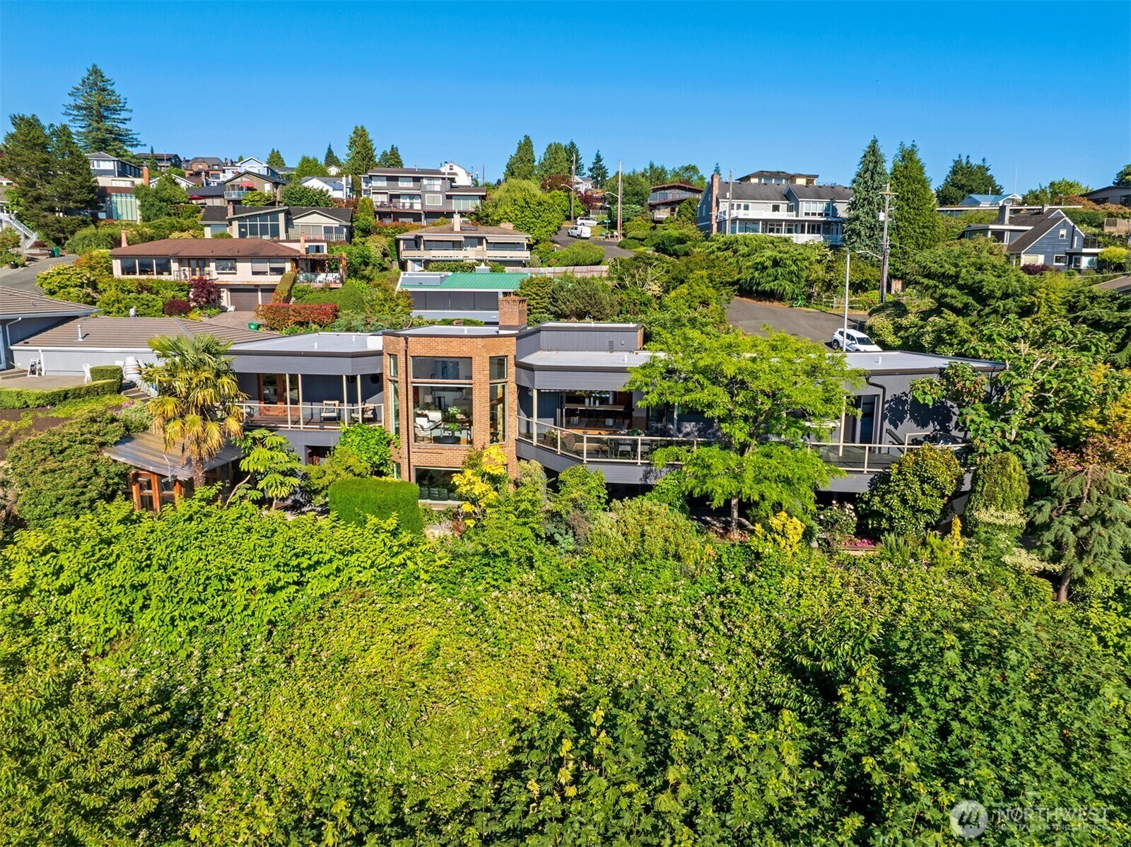Property Photo: 6801 36th Avenue NW WA 98117