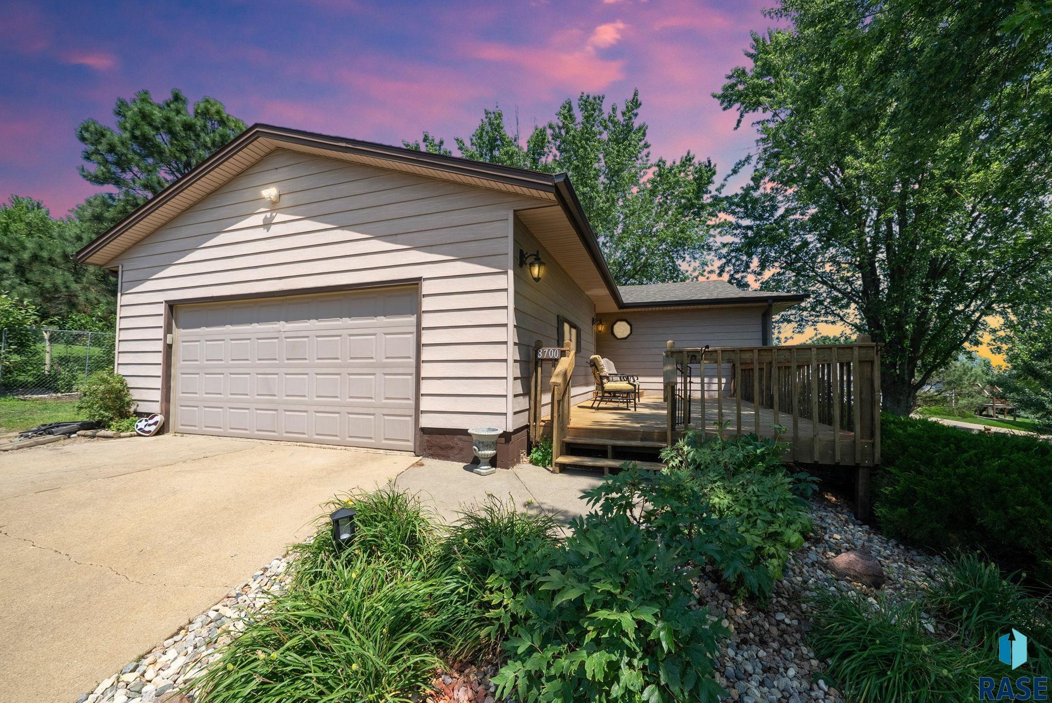 Property Photo: 8700 E 41st St SD 57110