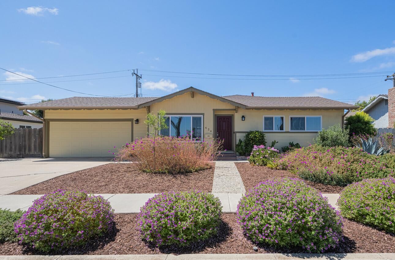 Property Photo:  624 Hartnell Street  CA 93901 