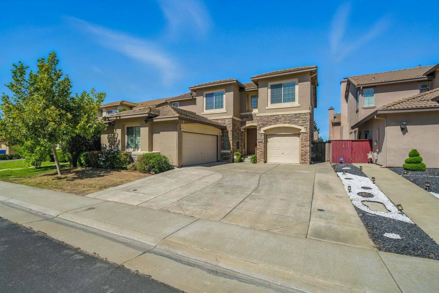 Property Photo:  10368 Via Cinta Court  CA 95757 