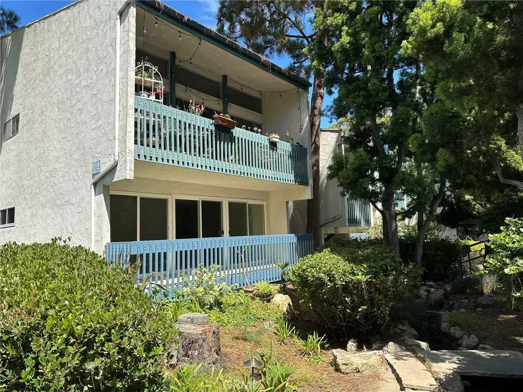 824 Camino Real 101  Redondo Beach CA 90277 photo