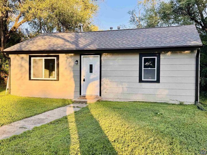 3362 SE Fremont  Topeka KS 66605 photo