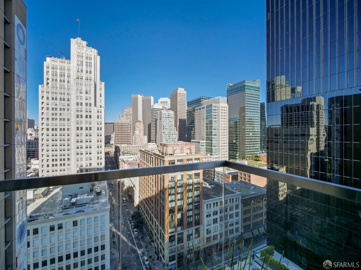 Property Photo: 1 Hawthorne Street 20A CA 94105