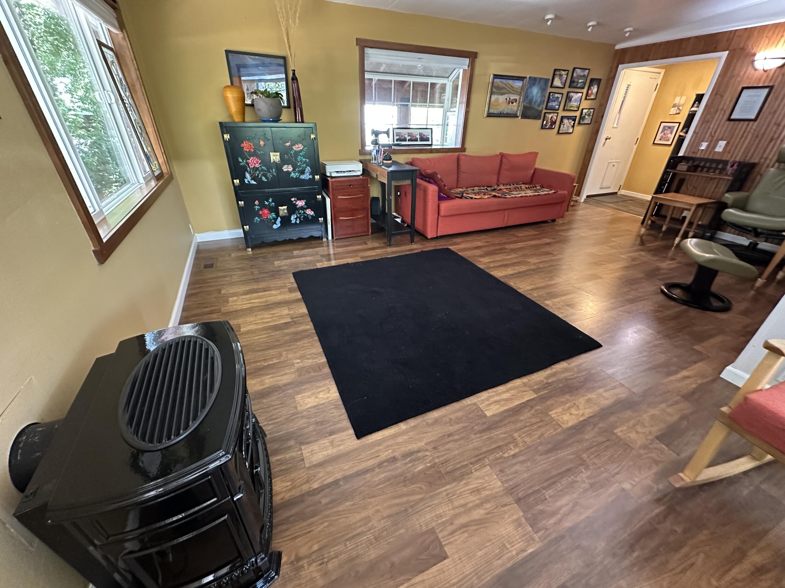 Property Photo: 604 N 3rd St N ID 83313