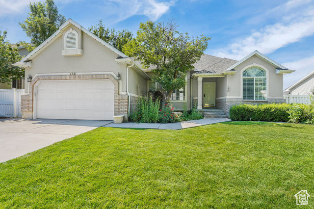 Property Photo: 450 E Waterford Way UT 84047