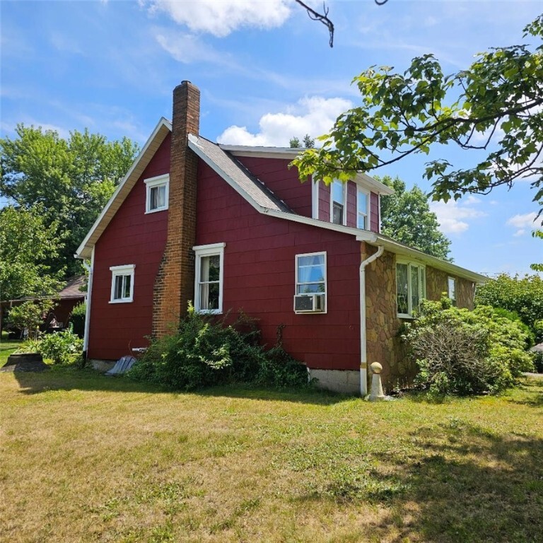 Property Photo: 208 Center Street PA 15066