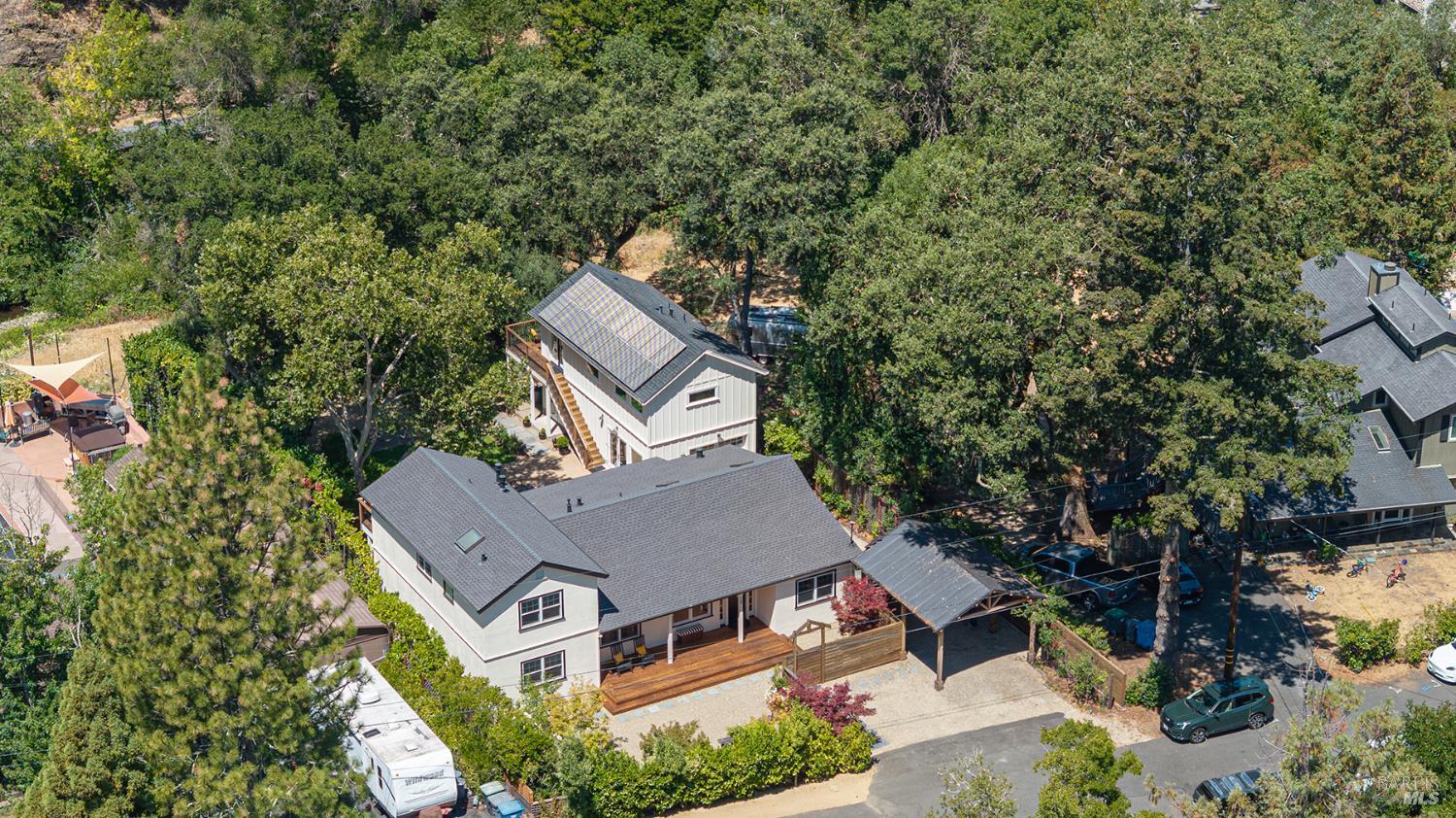Property Photo:  109 Riddle Road  CA 95442 