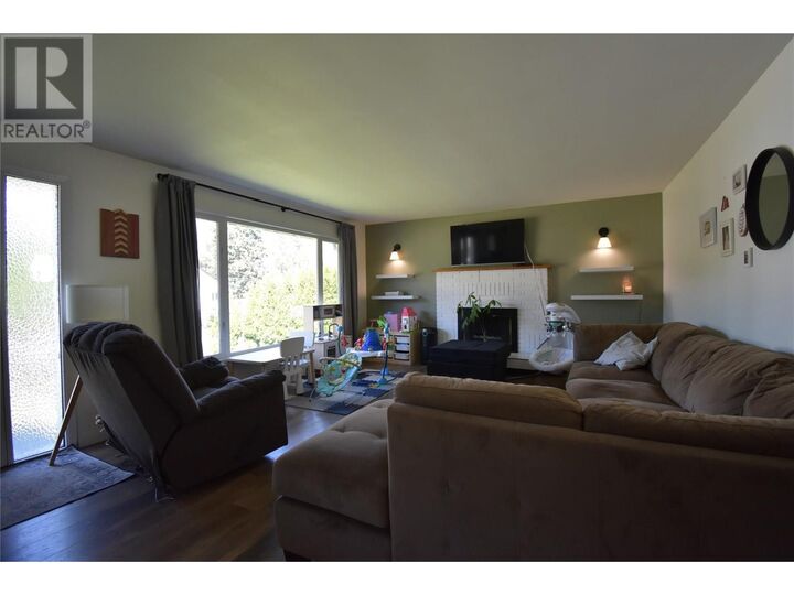 Property Photo: 710 28th Street BC V1N 2P4