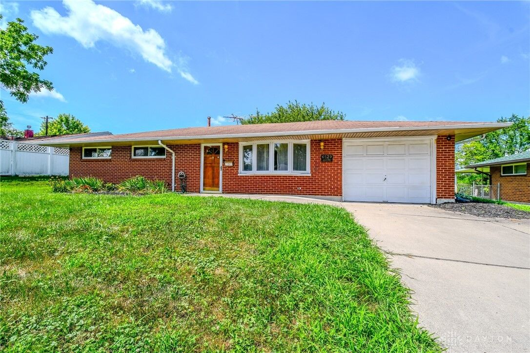 Property Photo:  6529 Innsdale Place  OH 45424 