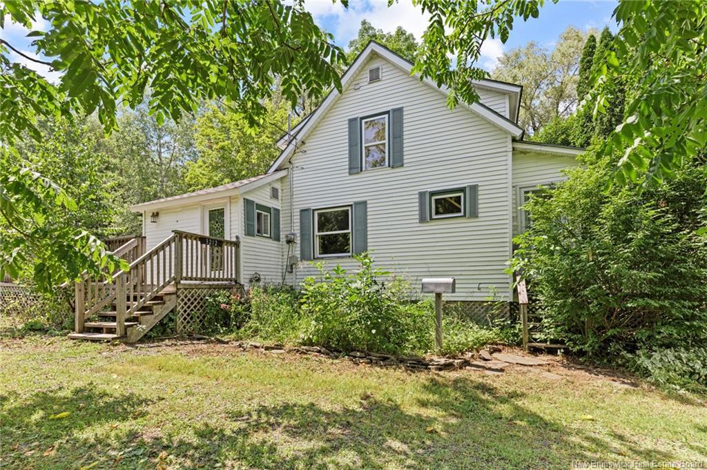 Photo de la propriété:  3212 Woodstock Road  NB E3E 1A4 