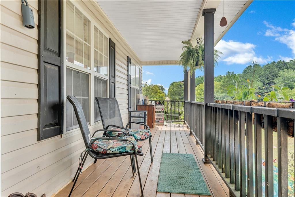 Property Photo: 303 Hobson Road GA 30143