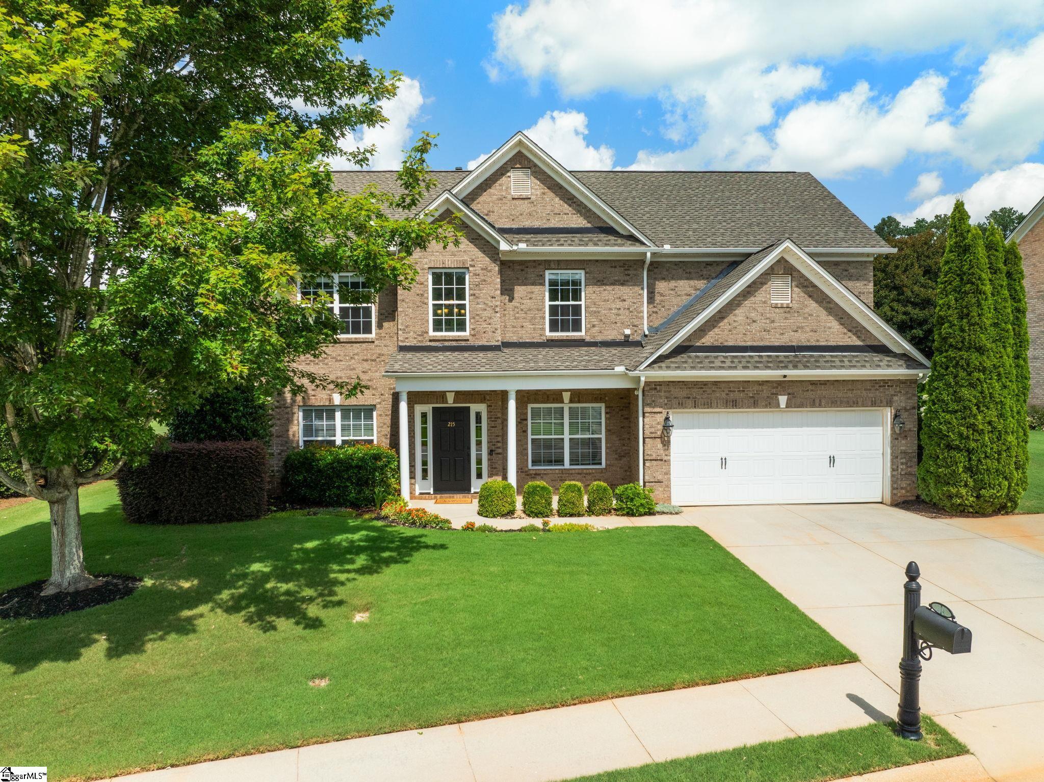 Property Photo: 215 Haddington Lane SC 29609