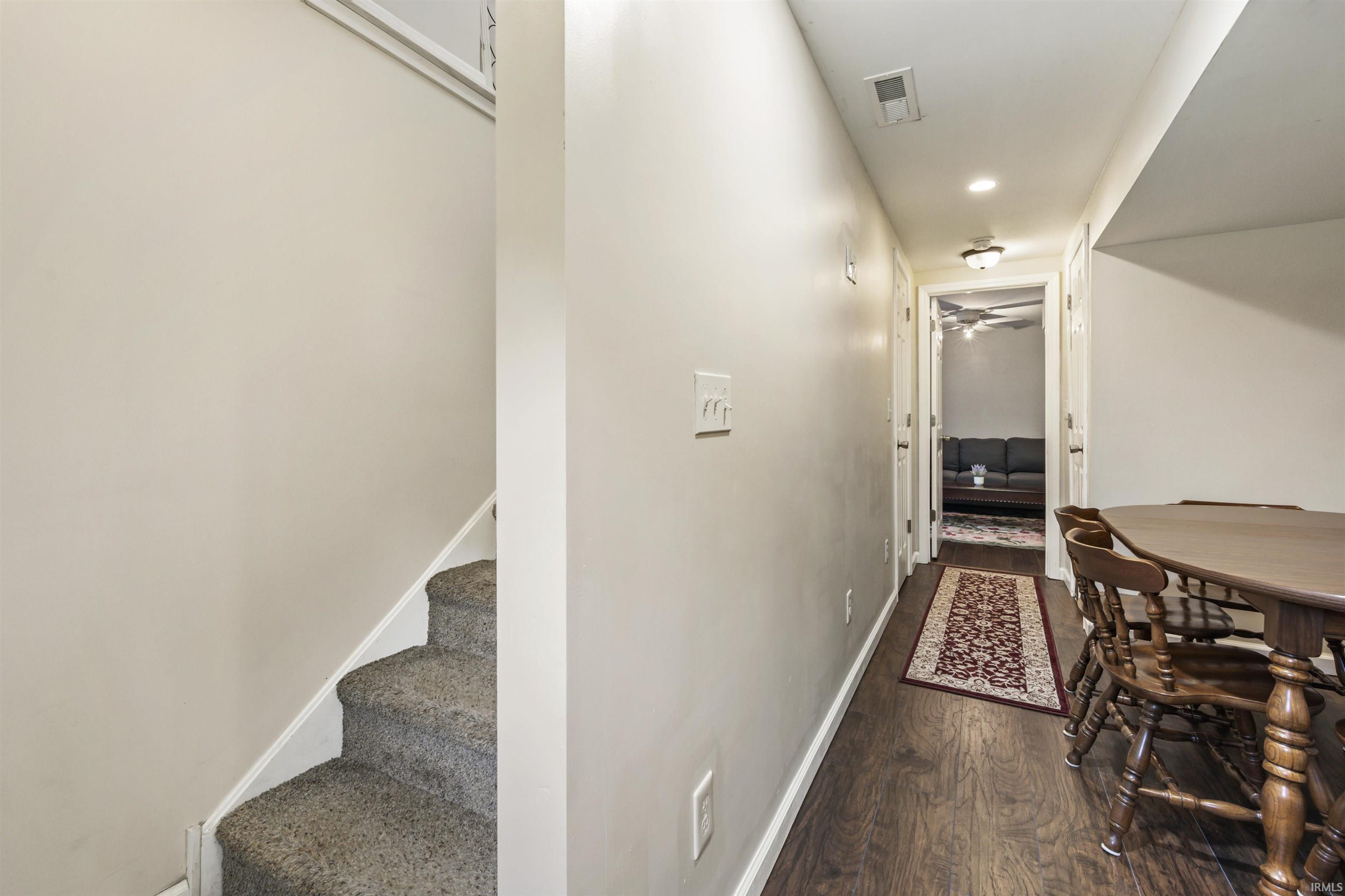 Property Photo: 803 W Idlewild Drive IN 47710