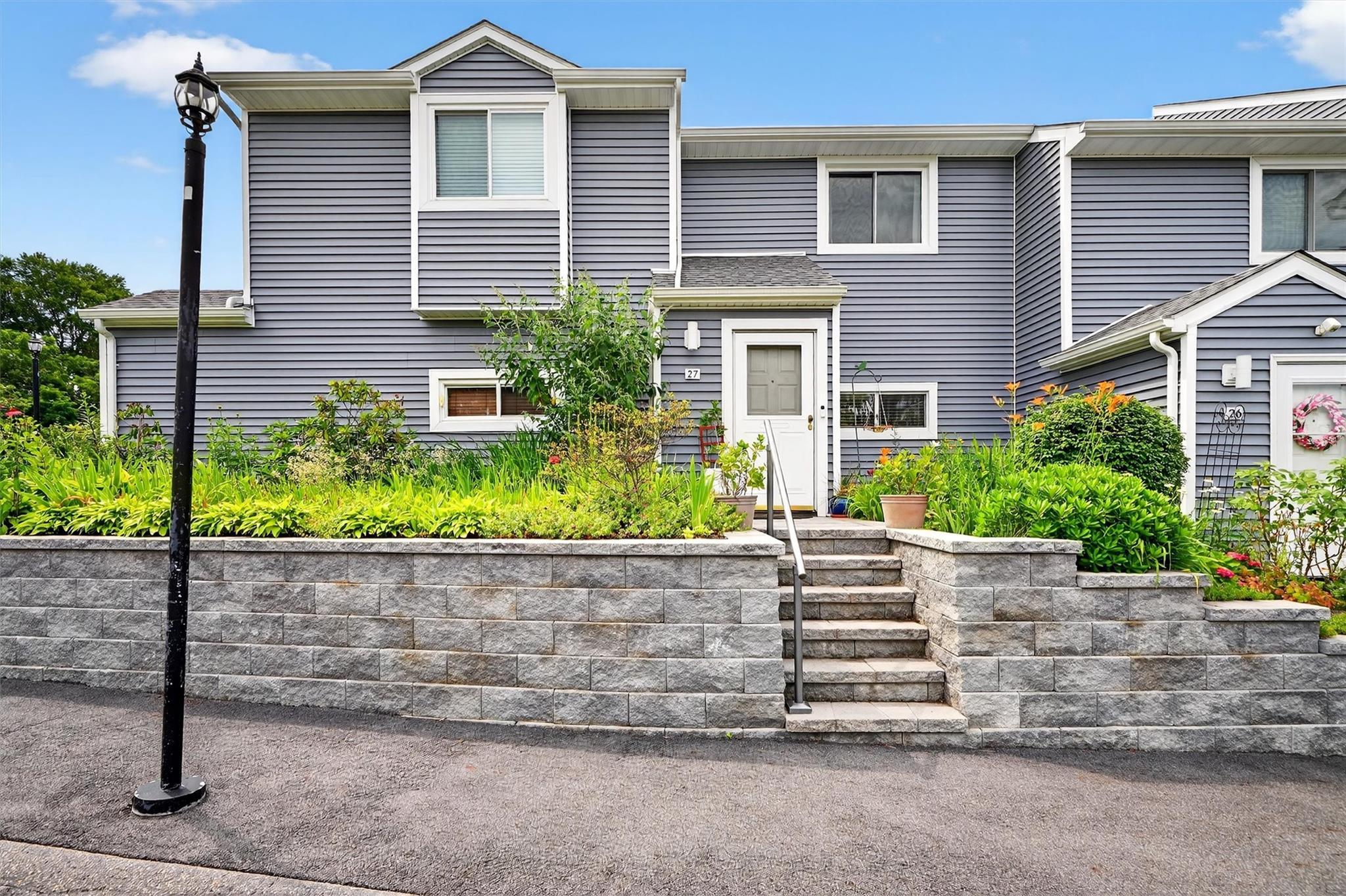27 Waterview Estate  Peekskill NY 10566 photo