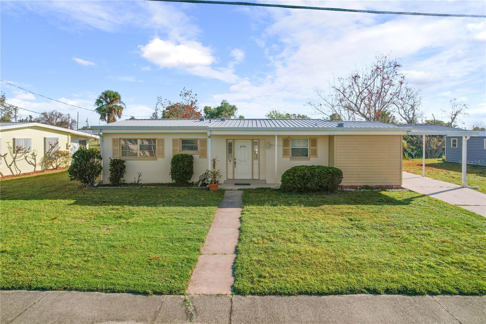 Property Photo: 6540 Marius Road FL 34287