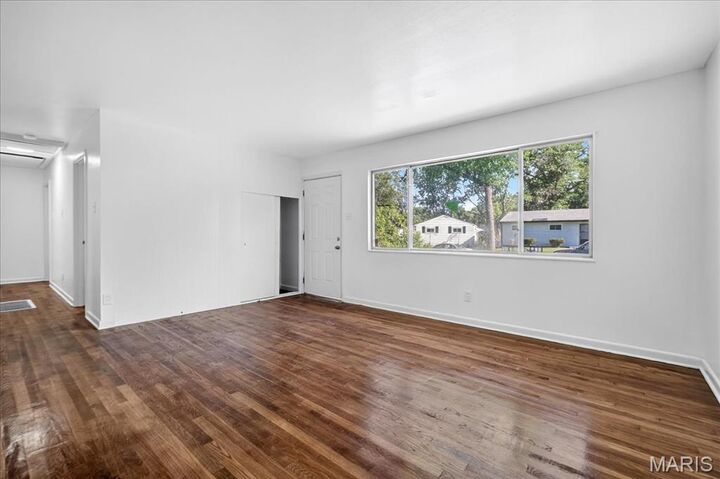 Property Photo:  1050 Ozment Drive  MO 63033 