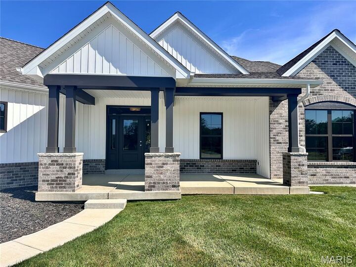 Property Photo:  5 Schaper Farms Court  MO 63348 