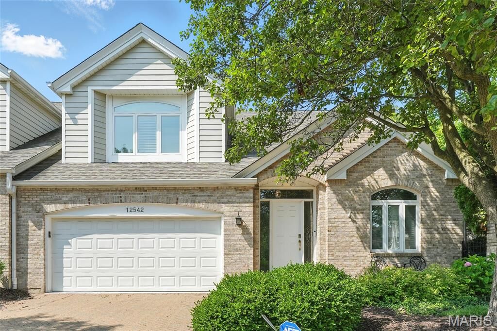 Property Photo:  12542 Questover Court  MO 63141 