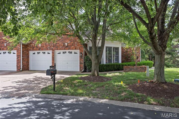 14620 Amberleigh Hill Court  Chesterfield MO 63017 photo
