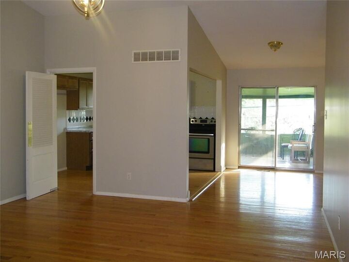 Property Photo: 574 Coach Light Lane MO 63042
