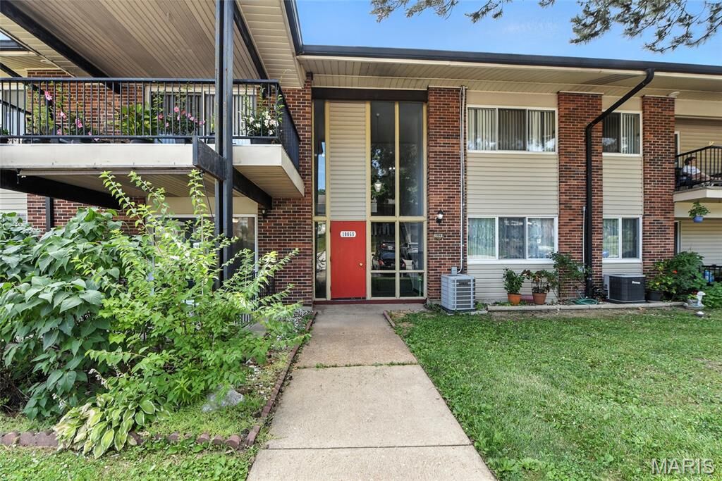 Property Photo: 10069 Bunker Hill Drive N A MO 63123