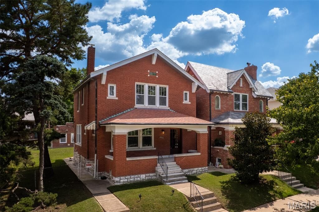 Property Photo: 6608 Oakland Avenue MO 63139